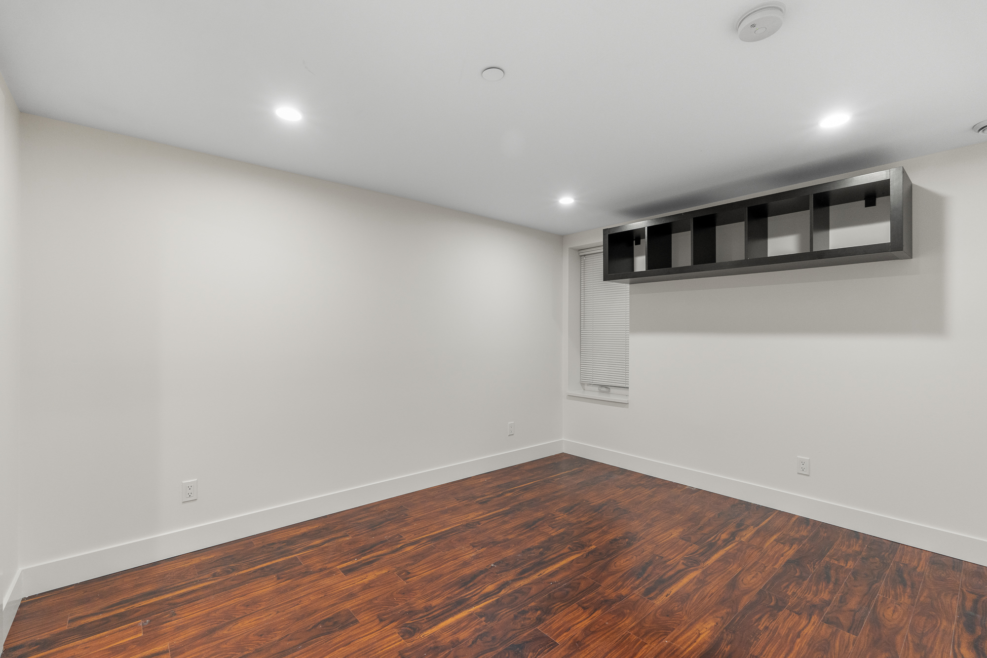 6528 Marine Drive